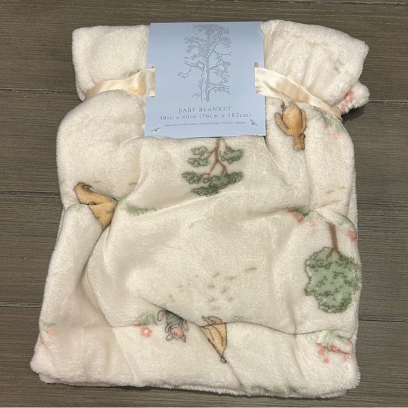Classic Winnie the Pooh Baby Blanket - Picture 3 of 5